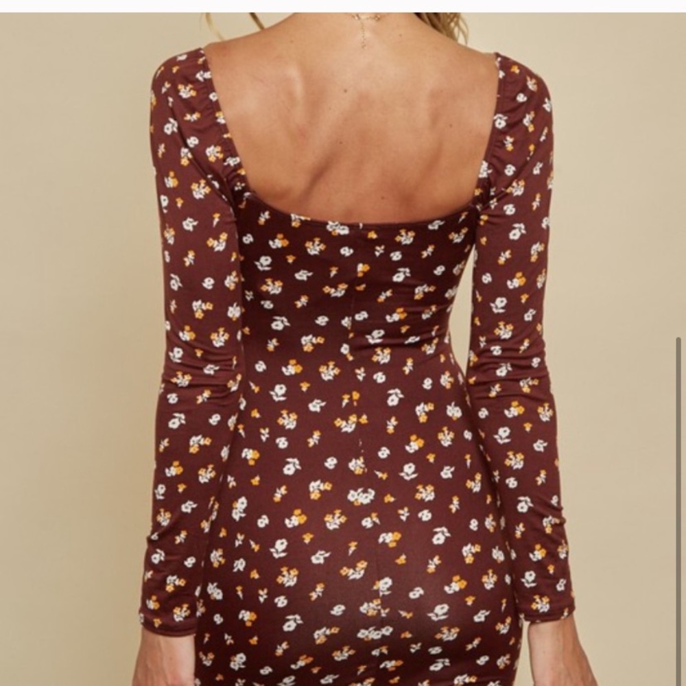 NEW‼️FLORAL DRESS❇️ - Picture 5 of 5